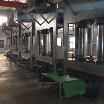 Υψηλής ποιότητας προσαρμοσμένο ανασυσταθέν ξύλινο φινίρισμα Rainbow RB-X2191 Χρωματικό σκελετό για 2500-3100mm